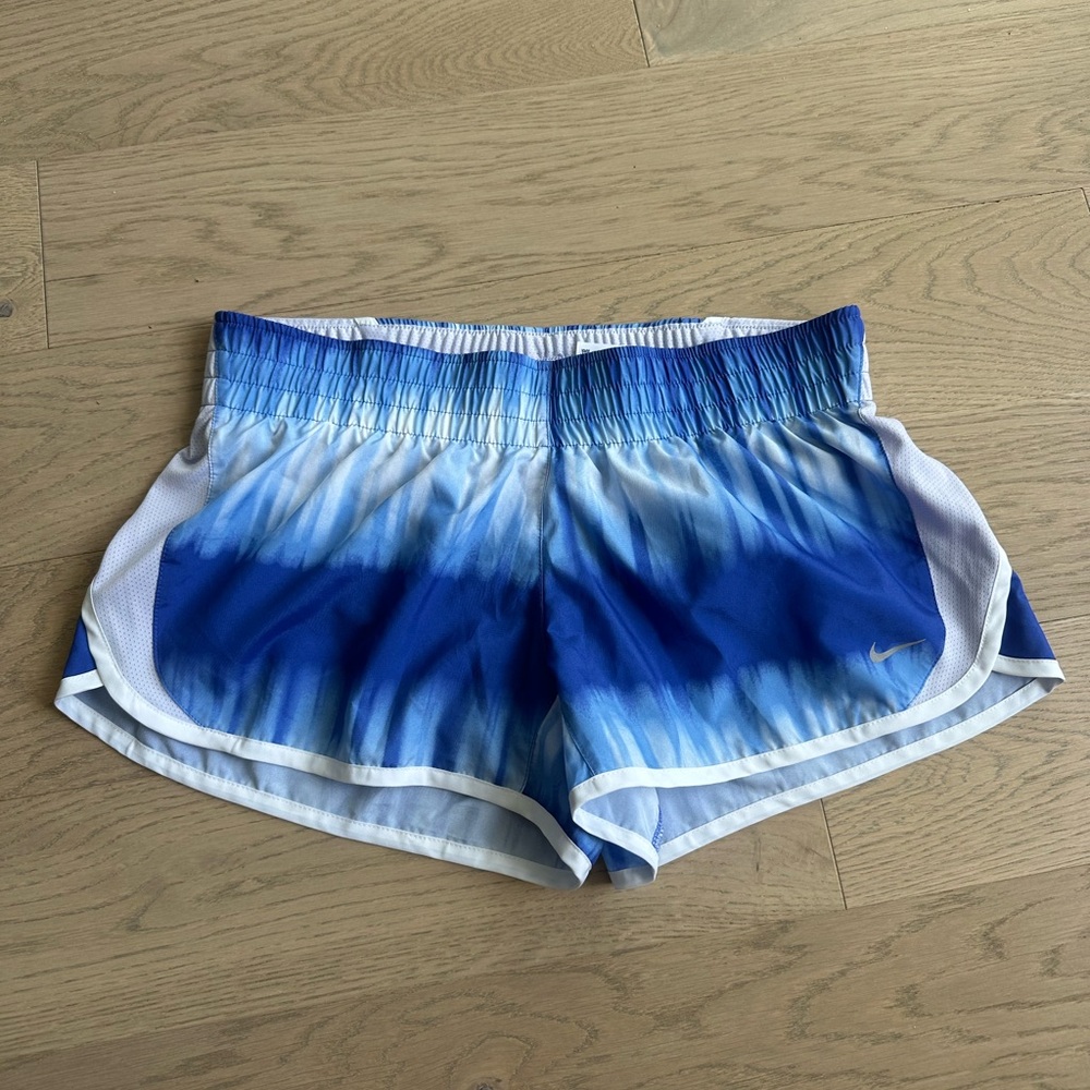 NWOT Nike 2013 Shorts Size Medium
